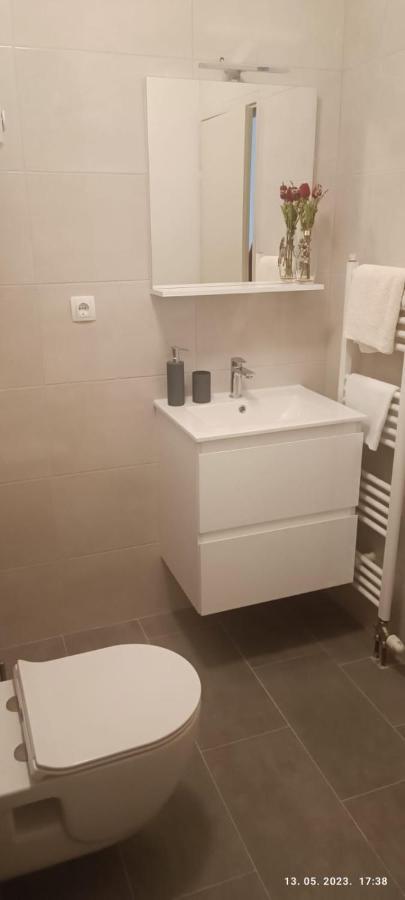 Apartments Pericic Podstrana Ngoại thất bức ảnh