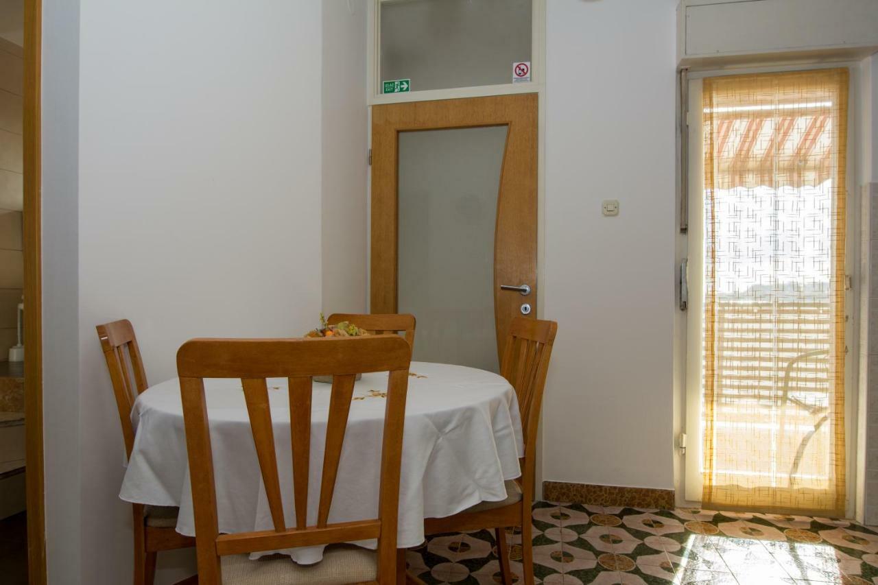 Apartments Pericic Podstrana Ngoại thất bức ảnh