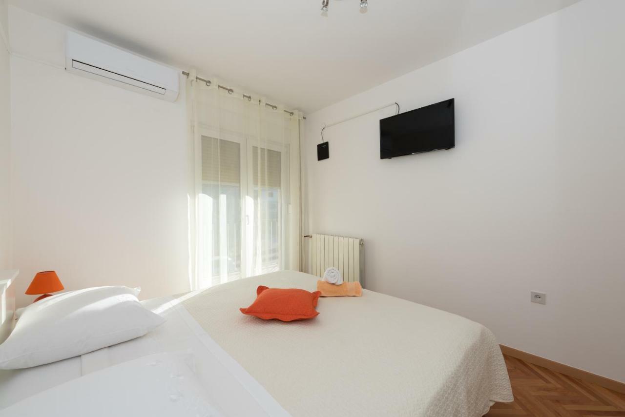 Apartments Pericic Podstrana Ngoại thất bức ảnh